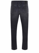 Ciclo de jeans hecho de mezclilla.