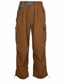 Y pantalones de vagabundo hechos de nylon mixto