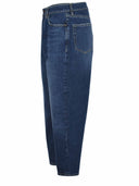 Jeans -cyclus gemaakt van denim.