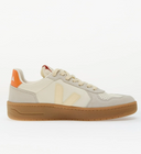 Veja V82