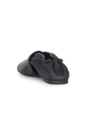 Alohas Ballerinas Made Of Leather.