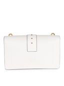Pinko "Classic Love One Simply"革で作られたバッグ。
