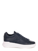 Zapatillas de zapatillas hechas de cuero