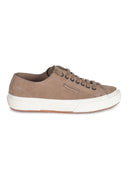 Superga sneakers gemaakt van katoen.