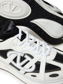 Valentino Garavani V Logo Easyjog Sneakers