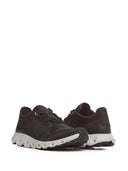 Beim Ausführen von Cloud X 3 AD -Sneakers