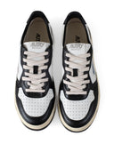Autry Medalist Low Leather Sneakers