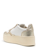 Sneaker in pelle bassa piattaforma AUTRY
