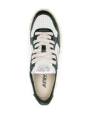 Sneaker in pelle bassa medaglia di autry