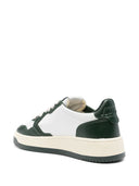 Sneaker in pelle bassa medaglia di autry