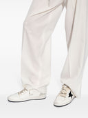 Sneaker in pelle a stella con palla d'oca d'oro
