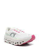 Bij het uitvoeren van cloudmonster sneakers
