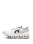 Bij het uitvoeren van cloudmonster sneakers