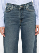 Sette jeans in denim svasati da lotta