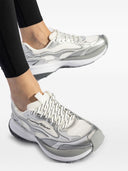 Emporio Armani exclusieve gelamineerde sneakers