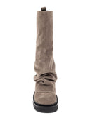 Gli stivali da combattimento in pelle in pelle scamosciata Attico Robin