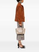 Hidesins -Flap mit mittlerer Ledertasche
