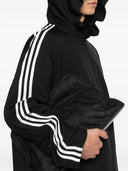 Y 3