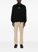 Pantalon de cargaison en coton de logo de l'île Stone Island
