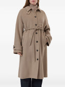 Manteau fermé à ceinture en laine