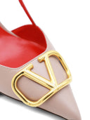 Décolleté slingback in pelle con logo V Valentino Garavani