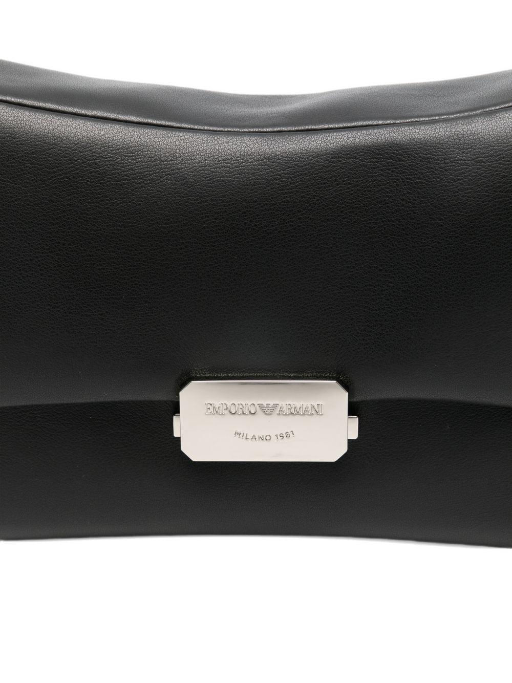 Emporio Armani 中号皮革单肩包