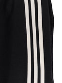 Y 3