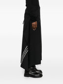 Y3
