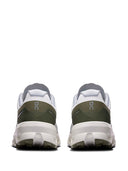 En las zapatillas Cloudvista 2