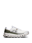 En las zapatillas Cloudvista 2