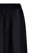 Die neueste Dora-Hose mit weitem Bein