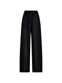 Die neueste Dora-Hose mit weitem Bein