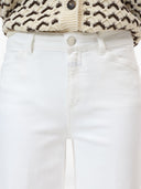 Jean court en denim fermé