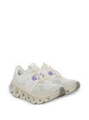 Sulle scarpe da ginnastica Cloudswift Amp