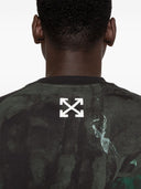 Off-White-T-Shirt mit dunkler Malerei