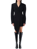 Alexander Wang se viste negro