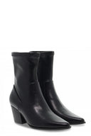 Steve Madden Booties Black