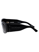Gli occhiali da sole Balenciaga BB0329 S 001