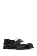 Miu miu dos mocasines de cuero de dos tonos