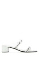 Mulas de cuero blanco de Balenciaga