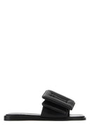 Boye schwarze Lederpuffpantoffeln