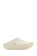 Crocs Elfenbein Croslite ¢ Mellow Maultiere
