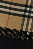 Burberry bordada de cachemira