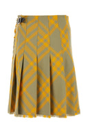 Falda de seda bordada de Burberry