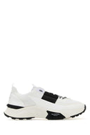 Valentino Garavani True Act Sneakers aus zweifarbigem Stoff und Mesh