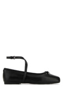 Michael von Michael Kors Black Leder Collette Ballerinas