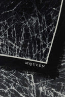 Alexander McQueen gedruckter Wollschal
