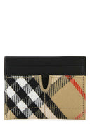 Titular de la tarjeta de lienzo E impreso en Burberry