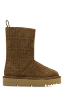 Fendi Caramel Suede Apres Boots de tobillo chic