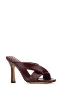 Sabot Riva in pelle bordeaux di Bottega Veneta